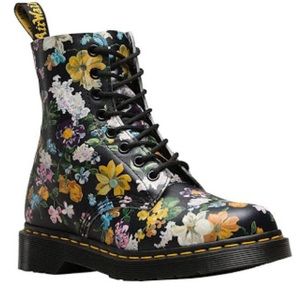 Doc Martens Pascal 8 Eye Darcy Floral